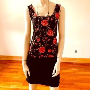🌹Beautifully Flowered Summer Top🌹